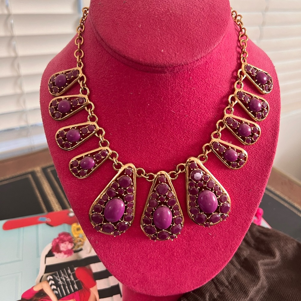 Kate spade, never worn purple statement necklace with original duster bag